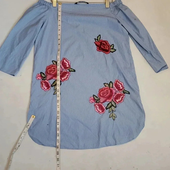 Zara embroidered off the shoulder  sz XS dress - Picture 4 of 6